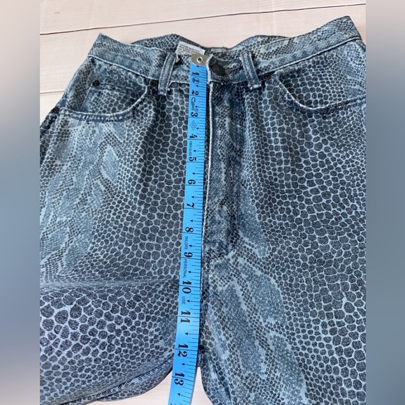 Vintage 80s High Waisted Snake Print Jeans – Juniors Size 11 (See Measurements) - Picture 10 of 10